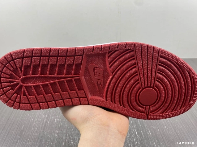Bred Retro 705329-001 Low 1 Air Jordan 0722